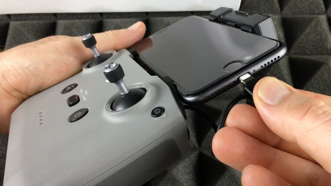 USB-C to iOS Remote Controller Cable (2-Pack: 1FT & 0.5FT) – for DJI Mavic 3, Mini 4 Pro, Mini 2/3 Pro, Air 2S, Mavic Air 2, RC-N1, iPhone & Tablet, 90° OTG Data Cord